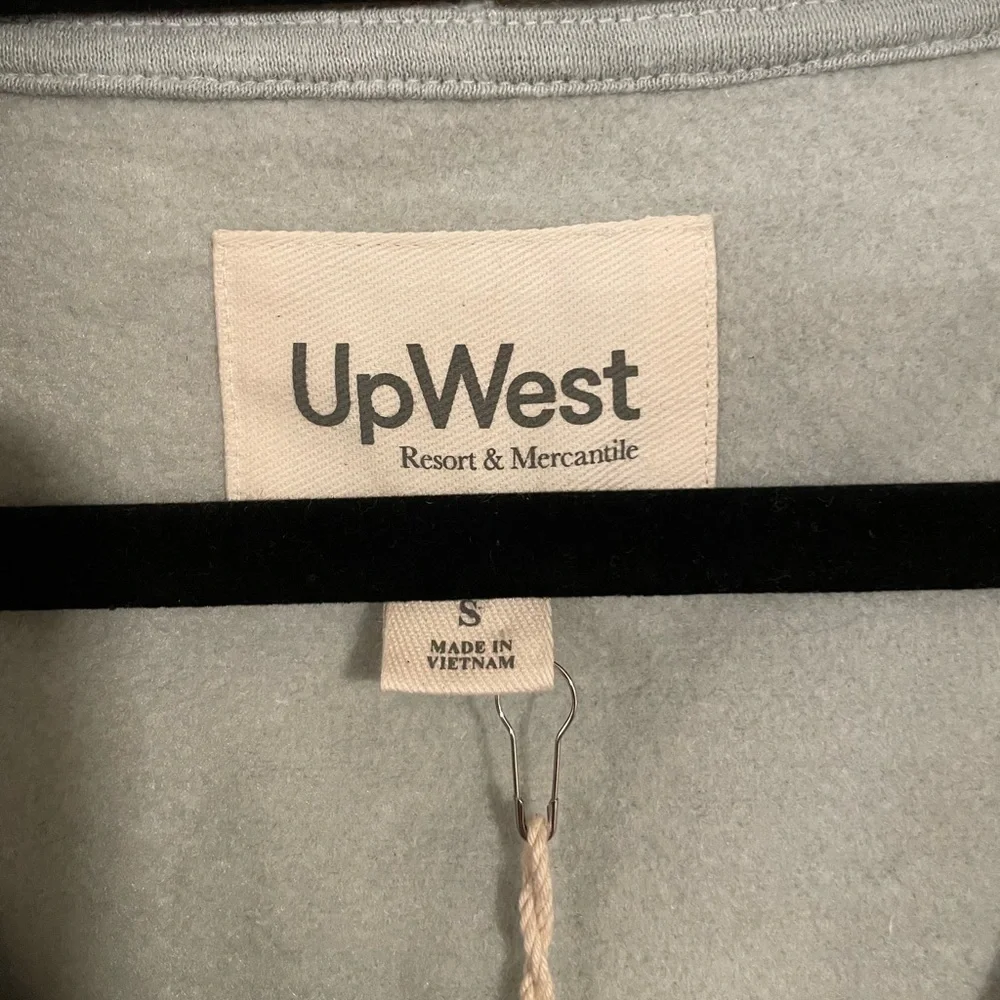 NWT UpWest Hemp Fleece V-Neck Hoodie - Picture 5 of 6